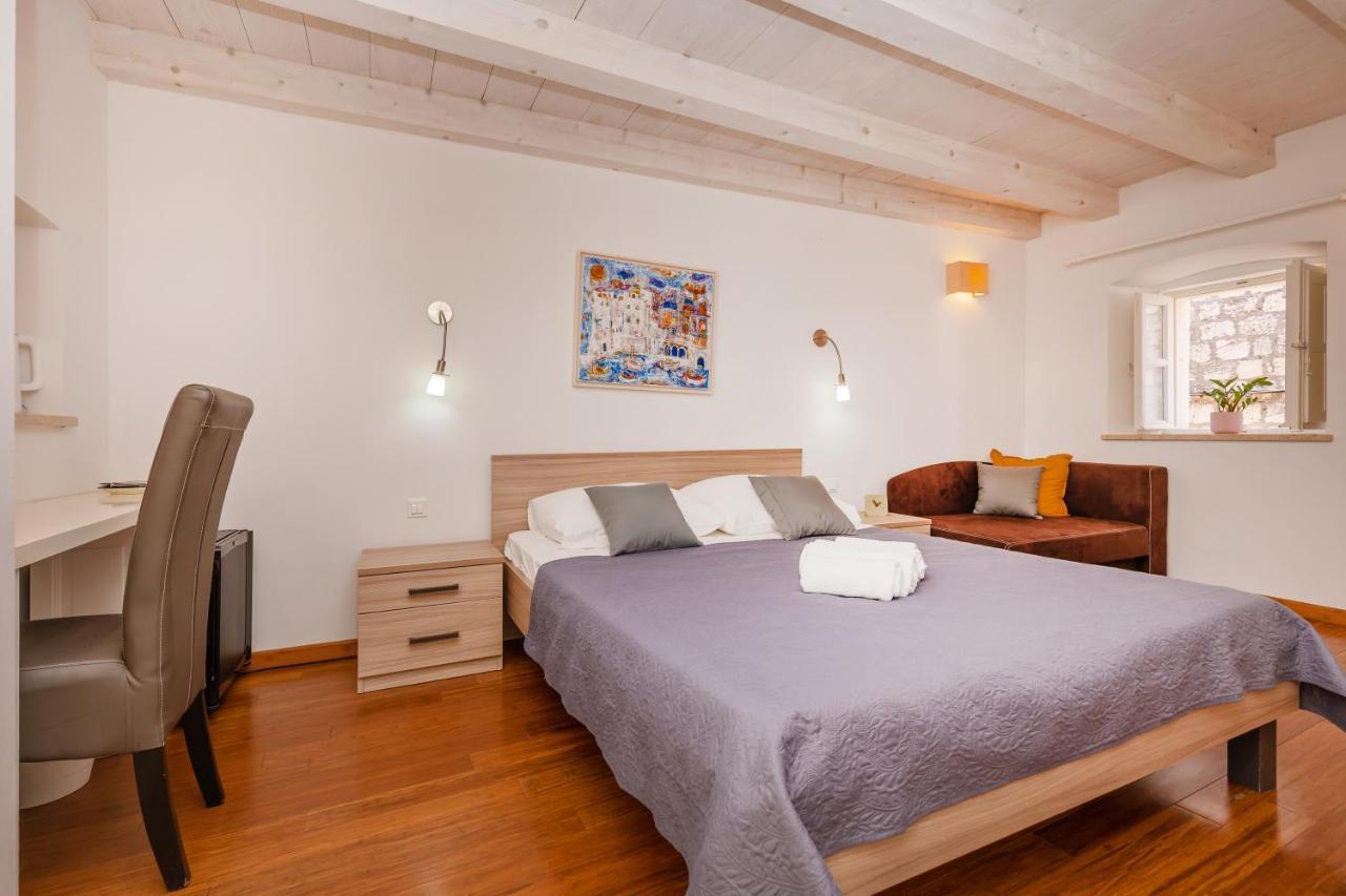 Rafael Rooms & Apartments Old Town By Duhomes Dubrovnik Eksteriør billede